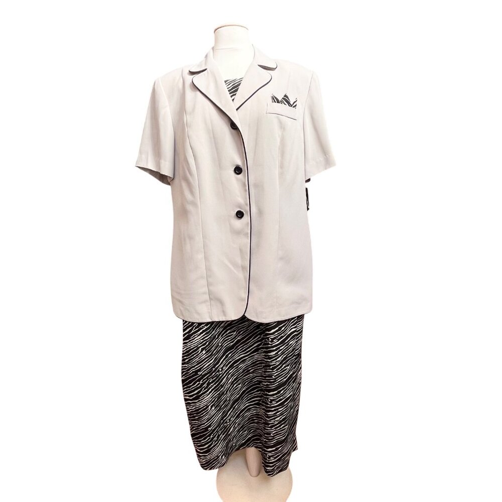 Studio I / I Plus 2 Piece Set 18W Beige / Black Short Sleeve Jacket Zebra Dress